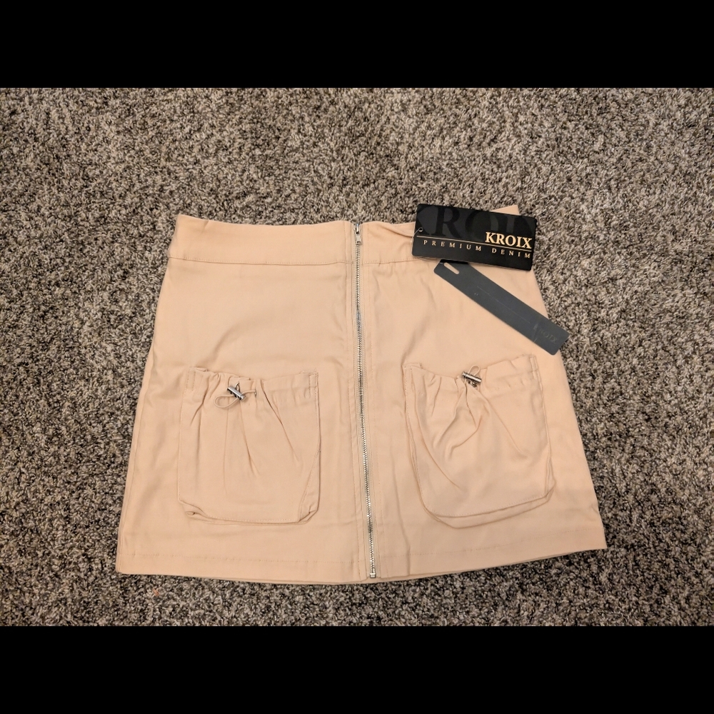 Women's Cream Colored Mini Skirt